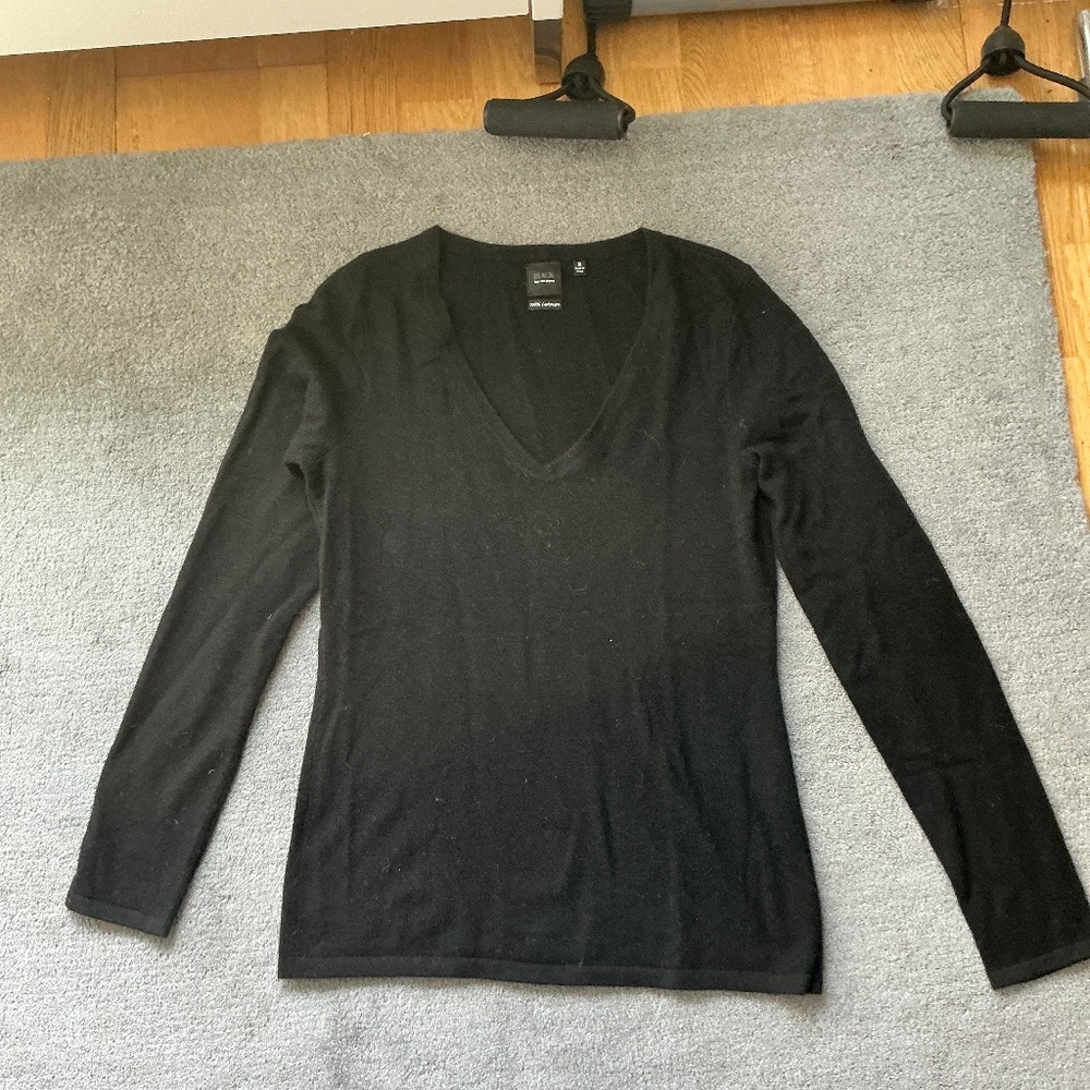 Cashmere sweater